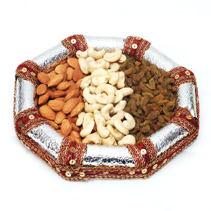 Assorted Dryfruits Tray