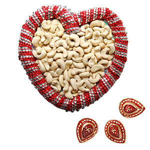 Hearty Arrangement with Diyas