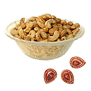 Crunchy Masala Kaju - 1/2 Kg with Diyas