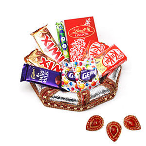 Sumptuous Chocolate Hamper With Diyas