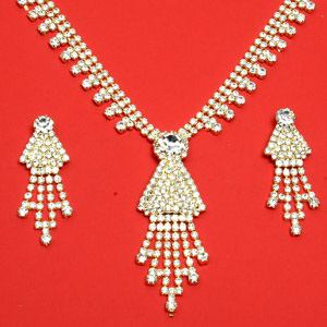 Elegant Jewellery Set for Her