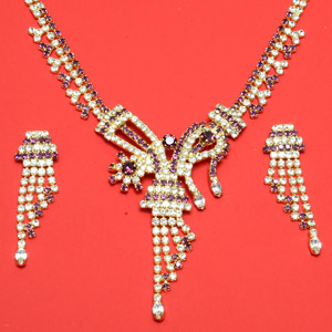 Captivating Ornament Set