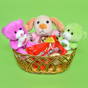 Treat with Basketful Chocolates