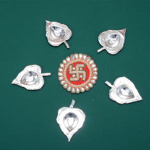 German Silver Diya With Rangoli
