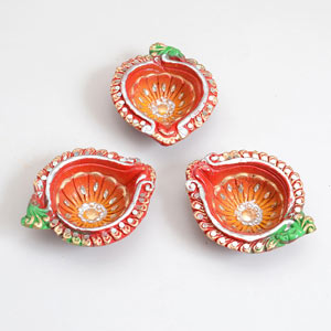 Beautiful Deepavali Diyas