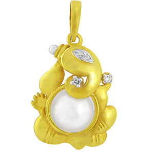 Exclusive Gajakarna  Diamond Pendant