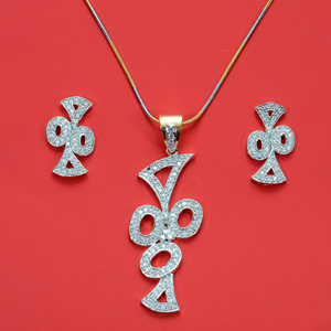 Fascinating Fashion Pendant