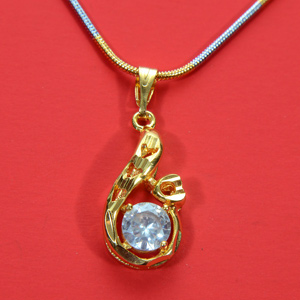 Droplet Pendant With a Neck Chain