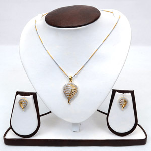 Beautiful Fashion Pendant