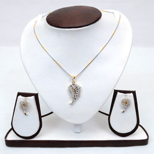 Ethnic Leaf shaped Jewelry Set