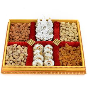 Sweets and Dryfruits Tray