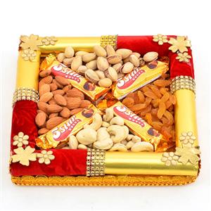 Dry Fruits and 5 Star Hamper