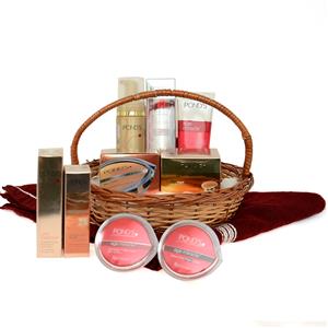 Essential Pond’s Hamper