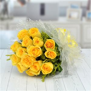 15 yellow roses bunch