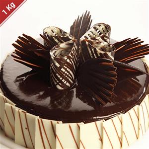 French Loaf Chocolate Bow Cake 1 Kg