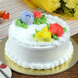 White Vanilla Cake