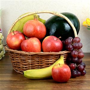 Healthy Cravings Fruit Basket