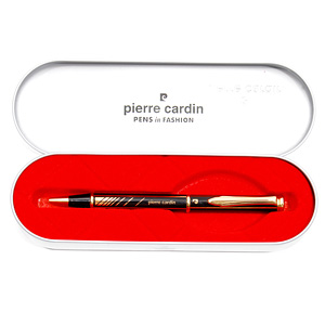 Pierre Cardin Mustang