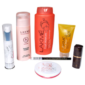 Lakme Beauty Hamper