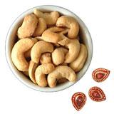 Send Crunchy Roasted Kaju with Diyas to India