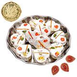 Send Kaju Hearts with Diyas to India