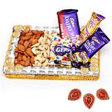 Send Crunchy Dryfruits with Chocolate Combo with Diyas to India