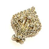 Send Royal Brooch to India