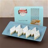 Send Tasty Kaju Barfi 500gm Exclusive Sweets to Panchmahal Send Tasty Kaju Barfi 500gm Exclusive Sweets to Panchmahal