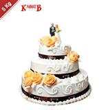 Send Kabhi B Couple Wedding Cake 5 Kg Cakes to Noida Send Kabhi B Couple Wedding Cake 5 Kg Cakes to Noida