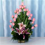 Send Pink Basket of Roses and Lily Flowers to Waghodia Send Pink Basket of Roses and Lily Flowers to Waghodia