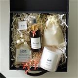 Send Exclusive Gift Box Gift Hampers to Gokak Send Exclusive Gift Box Gift Hampers to Gokak