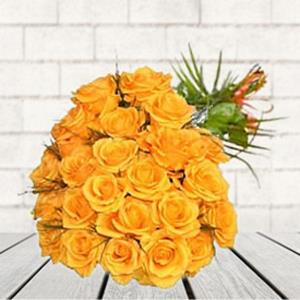  Send Delightful Yellow Roses Mumbai
