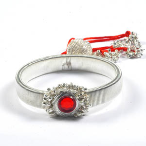 Send Bangle Lumba to India