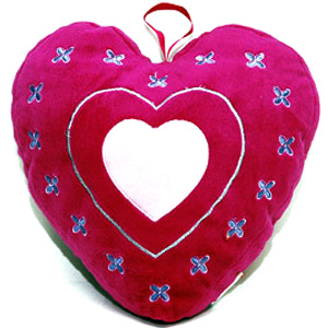 Send Cozy Love cushion to Chennai