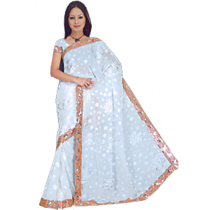 Send Beauty in White to Hyderabad