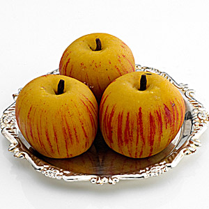 Send Dryfruit Apple - 500 gm to Delhi
