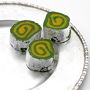  Send Pista Moon - 1 Kg Mumbai 