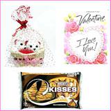Valentine's Day Basket W/Bears and Bows  with 3 Oz Hershey' Kisses and a Card