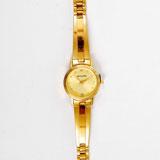 Golden Colored Metallic Watch for Her
