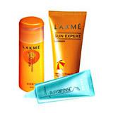 Send Exclusive Lakme Sun Safe hamper to Mumbai