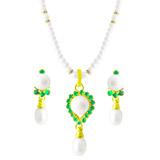 Classic Pearl Pendant Set 
