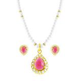 Stunning Pearl Pendant Set