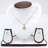 Flower Shaped Jewelry Set 