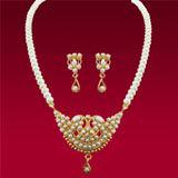 Ekani Pearl Set