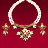 Kundan Pearl Set