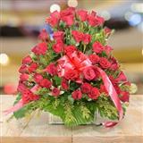 Send Gorgeous Midnight Basket to India Send Gorgeous Midnight Basket to India