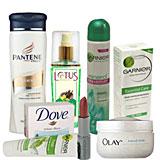 Send Exclusive Cosmetic Hamper to India