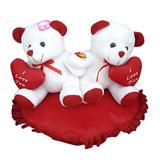 Send Lovely Couple to Mumbai