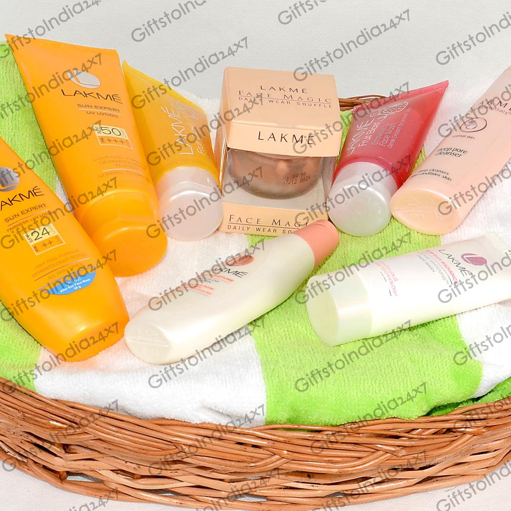Lakme Beauty Products Hamper, Lakme Cosmetics
