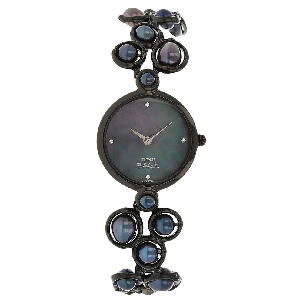 titan raga smart watch